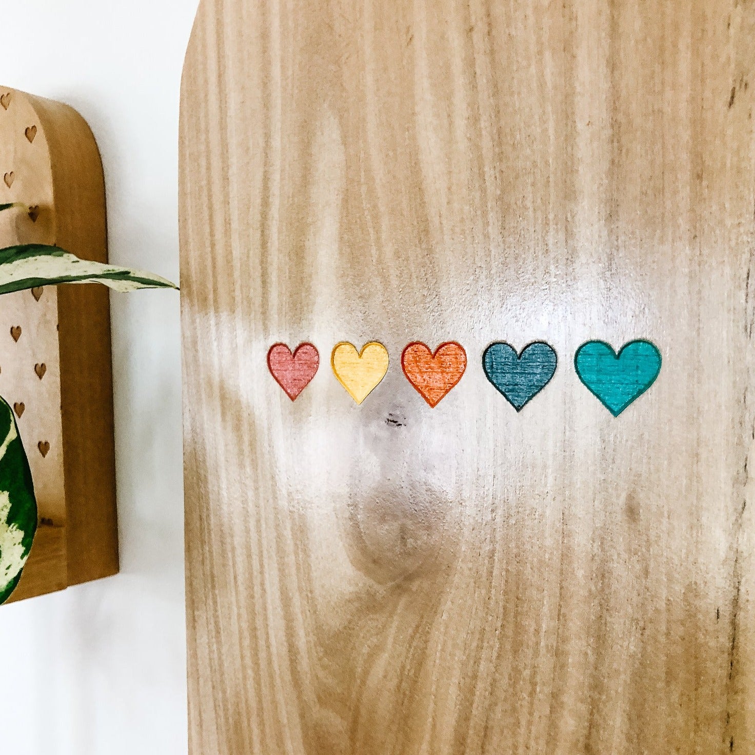 Little Shelf - Color Filled Hearts